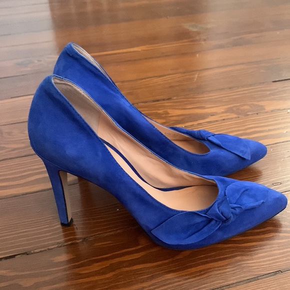 Blue suede pumps - Picture 5 of 9